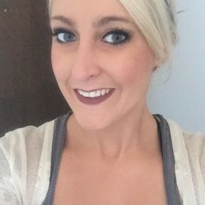 Meet your Posher, Lexie